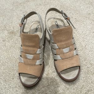 Toms sandals